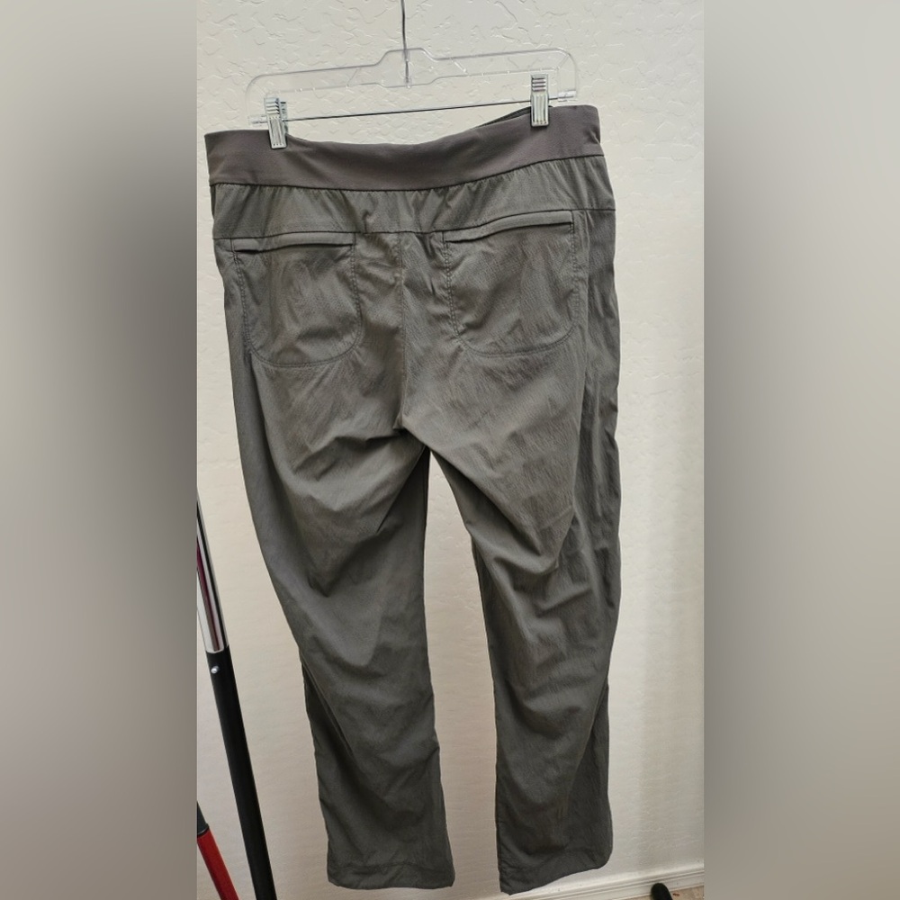 Athleta Trekkie Hike Pants Army Green Size 16 - Picture 3 of 4
